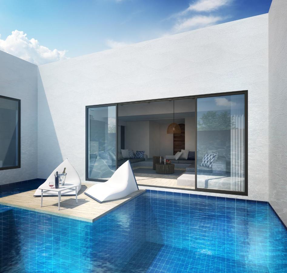 Grand Bleu Gamin Hotel Miyakojima  Exterior photo